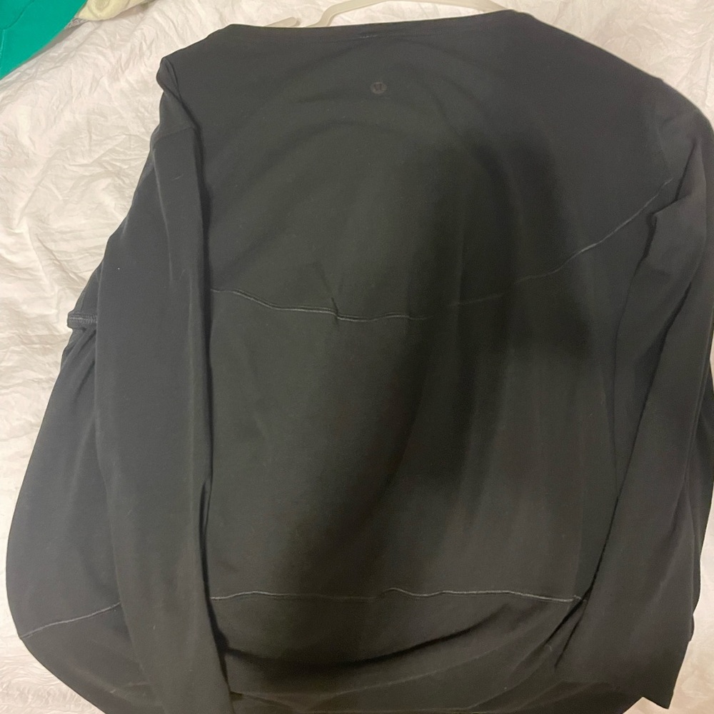 luluemon back in action long sleeve top